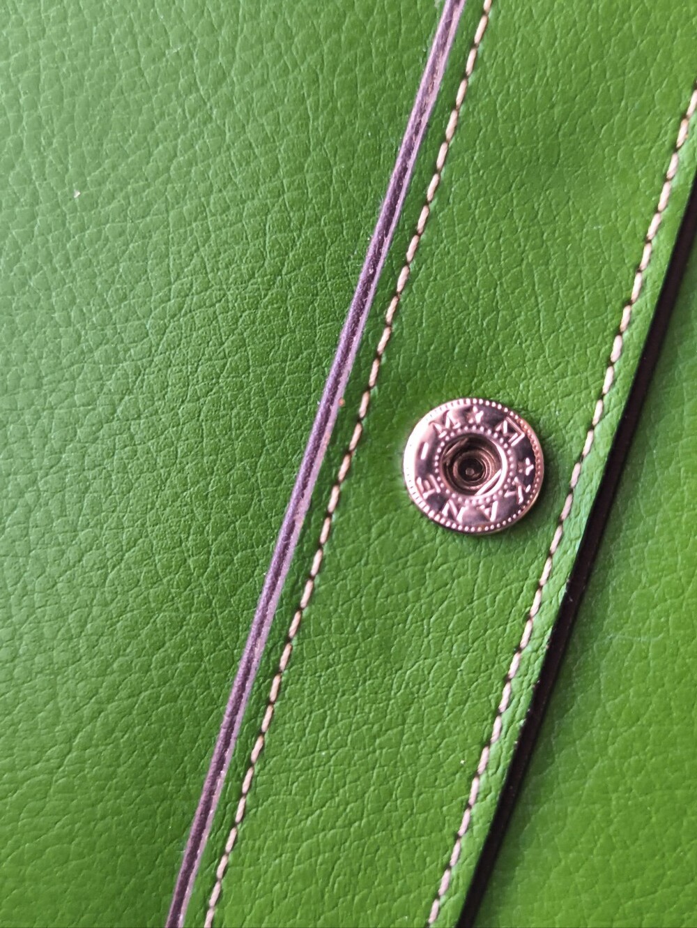Franklin Covey Genuine Leather Planner Agenda Kelly Green 8" X 7" X 2" - Picture 7 of 17